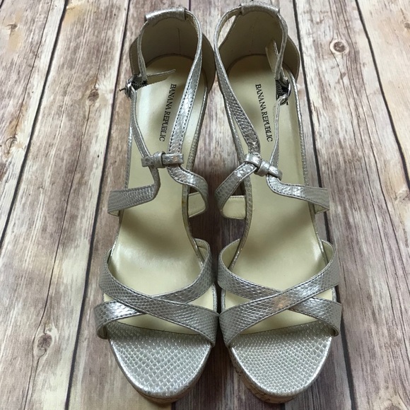 Women’s Banana Republic Wedge Sandals Size 10 - Picture 2 of 8